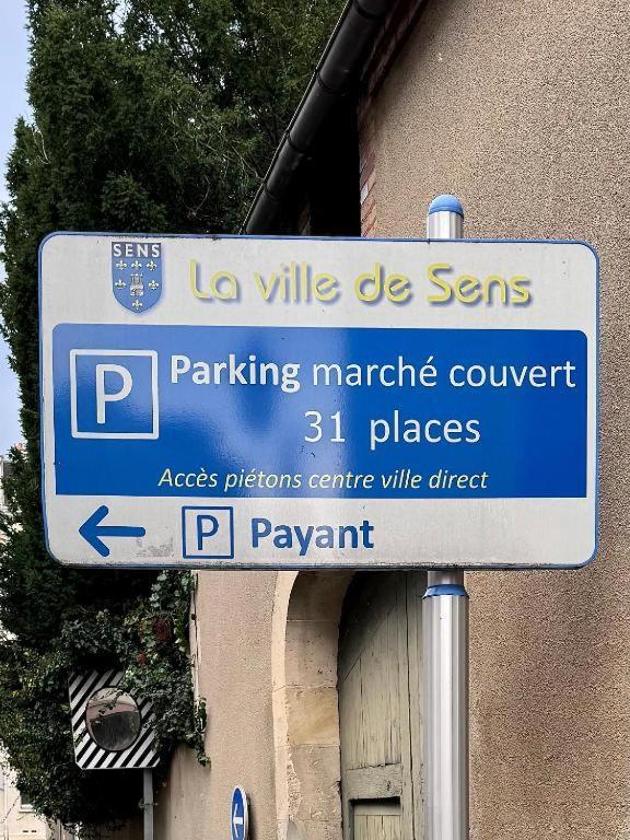 Le Laurencin Sens - L Authentique - Coeur De Ville Luaran gambar